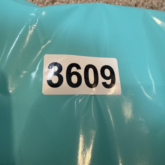 Everlane Shoes Womens Size 10.5 Yellow Leather Loafers Slip On Made In Italy - Picture 9 of 9